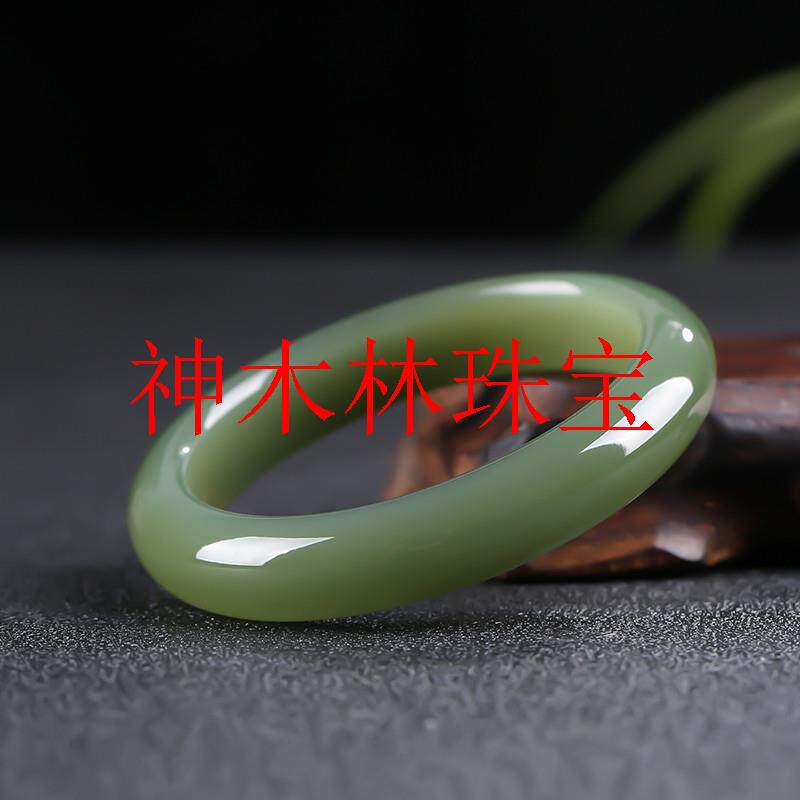 新疆和田玉湖水绿青绿玉镯子菠菜绿碧玉泥鳅背美人镯子女款玉手饰