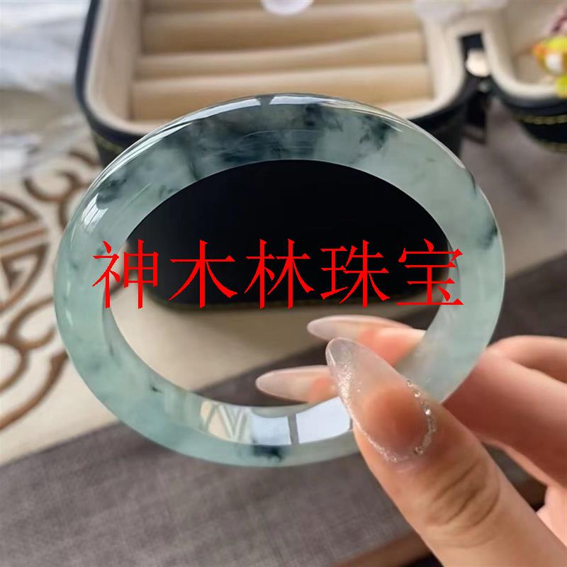 精品老坑翡翠色手镯冰糯种乌鸡冰
