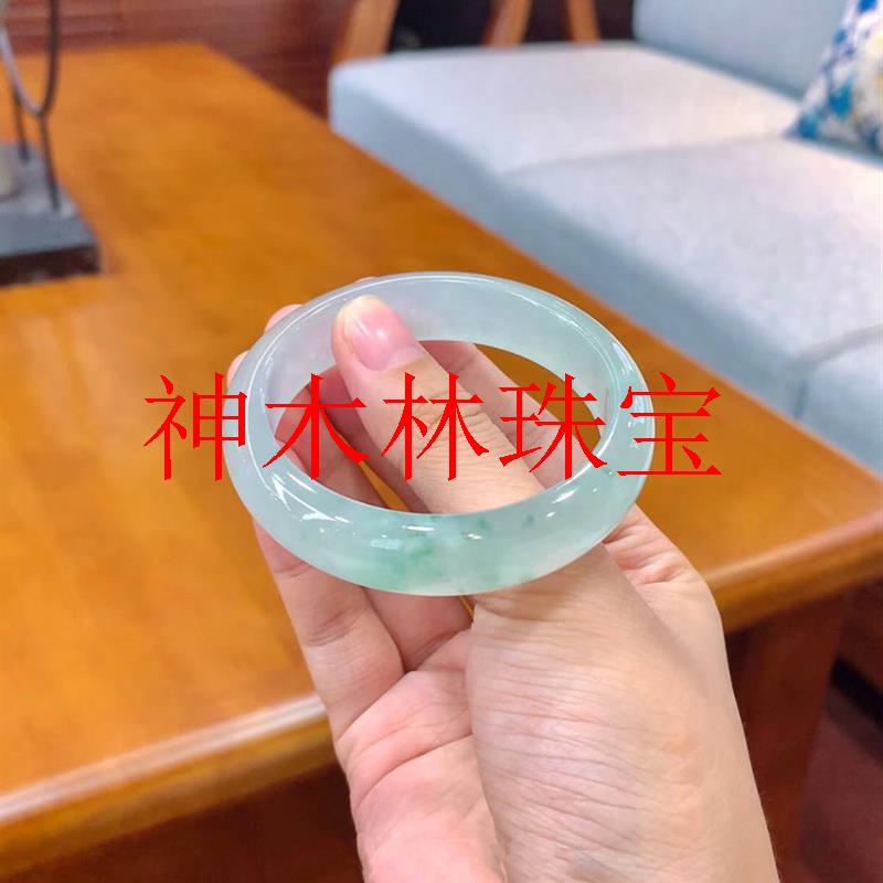 冰种飘绿花翡翠色玉镯子缅甸老坑种飘花正圈手镯招财旺夫镯送礼物