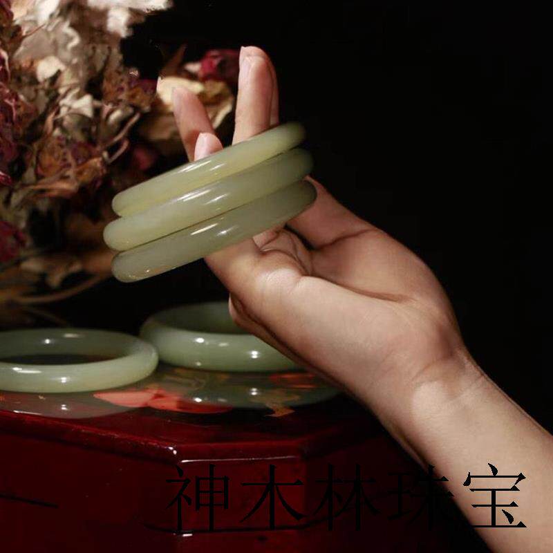 高端新疆和田玉细腻油润青玉手镯茶晴玉镯晴水玉镯子深绿圆条送礼