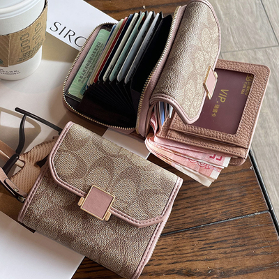 钱包女士短款真皮卡包零钱夹一体