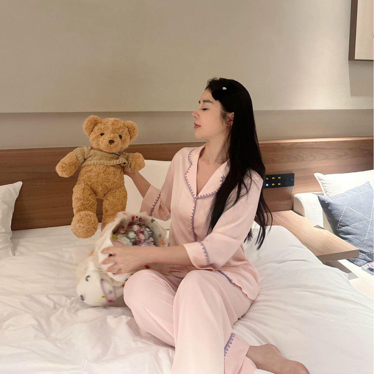 【温情于娩】贝壳刺绣包冰丝睡衣春秋季高级感简约可外穿家居服女