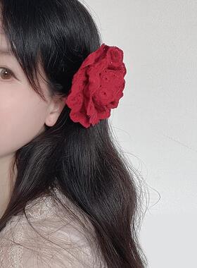 网红拍照in正红色花朵头饰氛围感沙滩度假写真刘海夹侧边发卡边夹