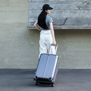 ELLE行李箱2026新款男女时尚拉链箱万向轮潮流密码箱学生旅行箱