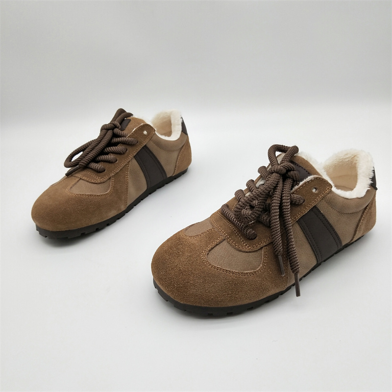 断码处理2025秋冬新款真皮牛皮圆头平底系带加绒保暖舒适勃肯棉鞋