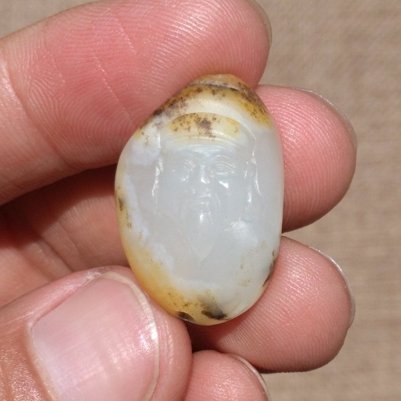 新疆和田玉籽料财神手链天然羊脂白玉秋梨皮玉石财神手串男女款