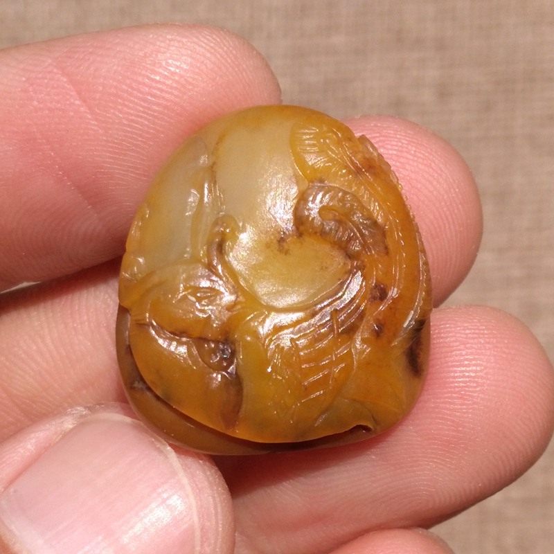 新疆和田玉籽料吊坠真皮天然黄沁鸡油黄白玉玉石凤凰挂件男女款