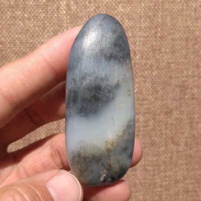 和田玉籽料青花一线天手把件