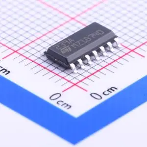 LM239ADT SOIC-14 低功耗四通道电压比较器 比较器