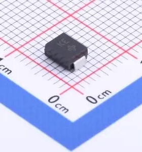 SMBJ5.0CA SMB(DO-214AA) 双向TVS 5V截止 峰值浪涌电流：65.2A