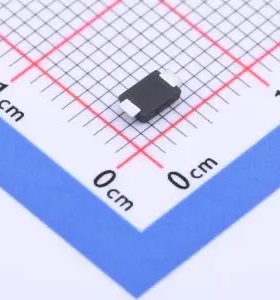 SS34F DO-214AD 电压:40V 电流:3A 肖特基二极管