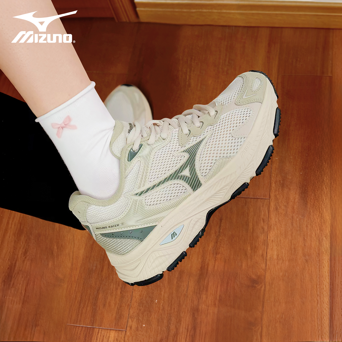 美津浓RACERS轻便透气运动鞋