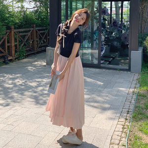 粉色针织拼接假两件连衣裙女夏季气质显瘦甜美温柔风显身材长裙子图片