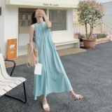 2025夏季新款法式时髦慵懒感时尚后领口蝴蝶结系带蓝色挂脖连衣裙，女装连衣裙，浙宝125