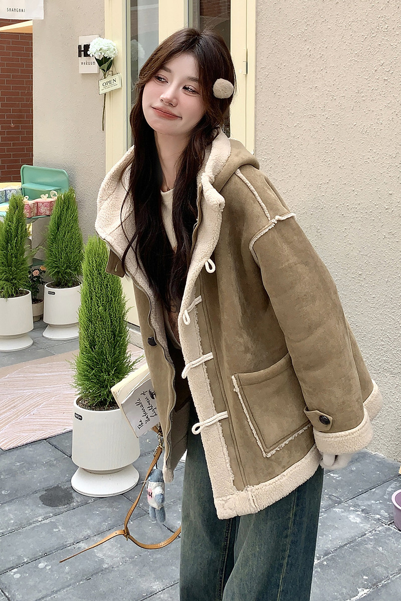 皮毛一体外套冬季女加厚羊羔毛连帽2024新款复古设计感小众棉服袄,女装短外套,浙宝125