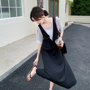 撞色拼接假两件连衣裙女夏季2025新款韩版宽松遮肚设计感休闲长裙图片