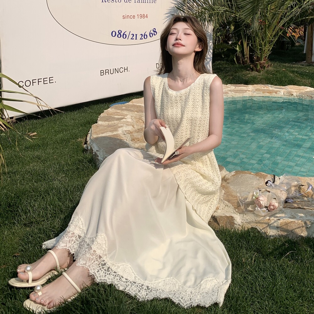 甜美温柔蕾丝拼接假两件背心连衣裙女夏2025新款独特漂亮减龄长裙图片