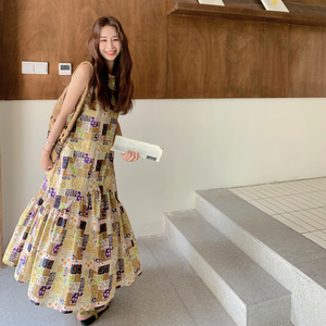 韩系波西米亚度假风印花无袖连衣裙女夏新款森系别致鱼尾连衣裙图片