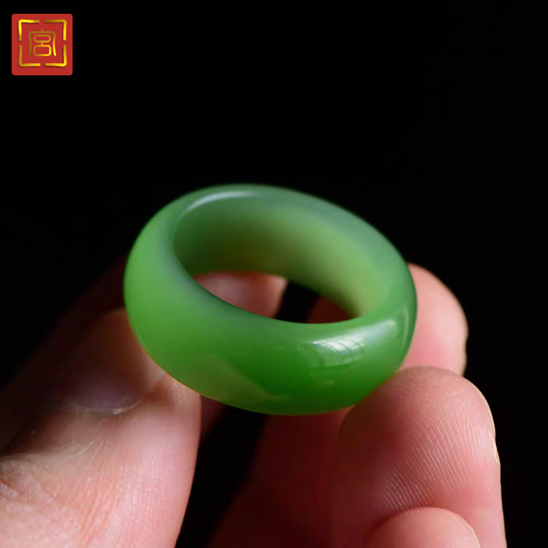 宫廷门玉新疆天然和田玉戒指碧玉阳绿靠粉绿戒圈带证书指环扳指18