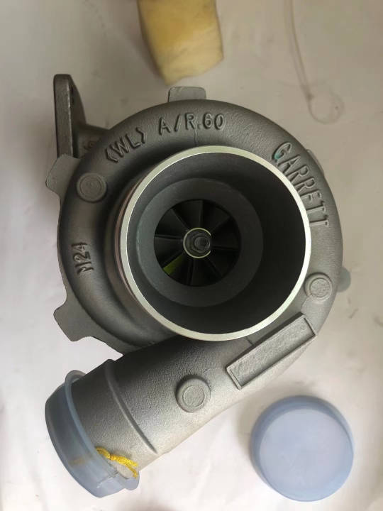 适用小松PC200-5涡轮增压器S6D95发动机原厂全新质保一年包邮省油