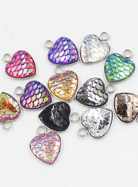 爱心小吊坠挂件RUMNVNTY