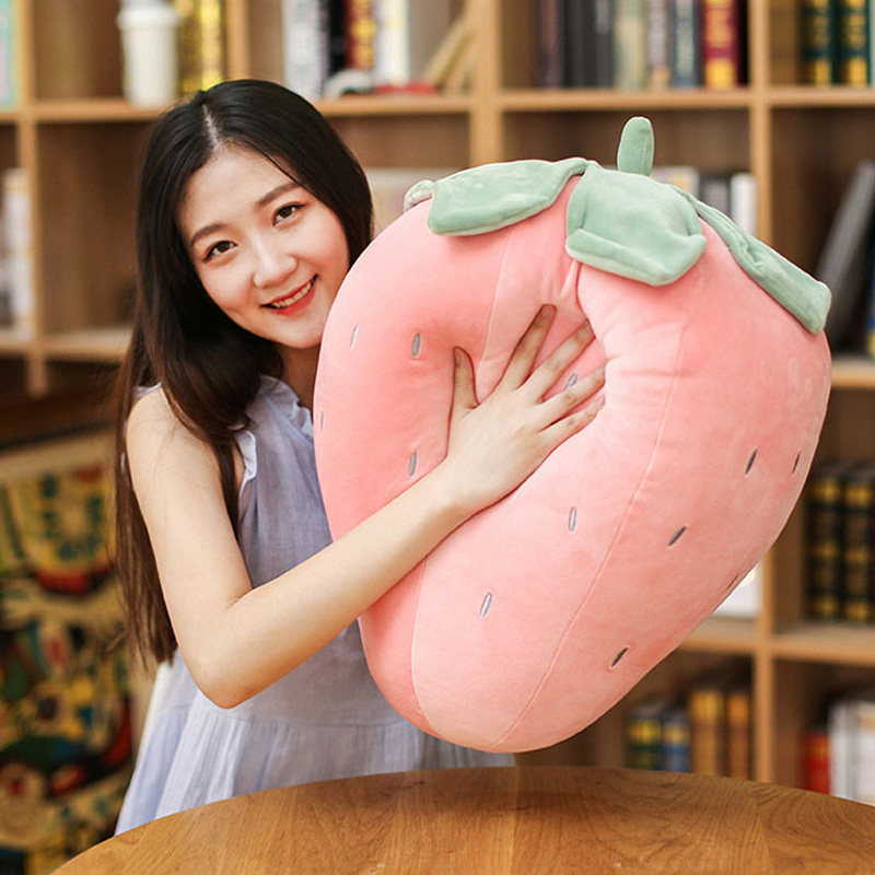 可爱草莓毛绒玩具抱枕公仔粉色少女心玩偶布娃娃送女生日礼物