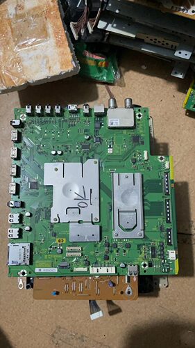 原装松下TH-P46GT31C主板TNPH0915 CB 屏MC117FJ1431实图