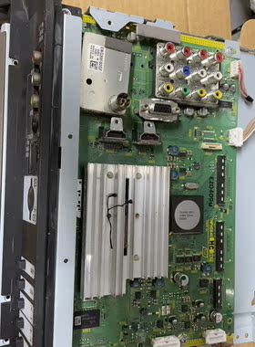 松下TH-P42U20CTH-P46U20 TH-P50U20C主板TNPH0840 HC JC实物图发