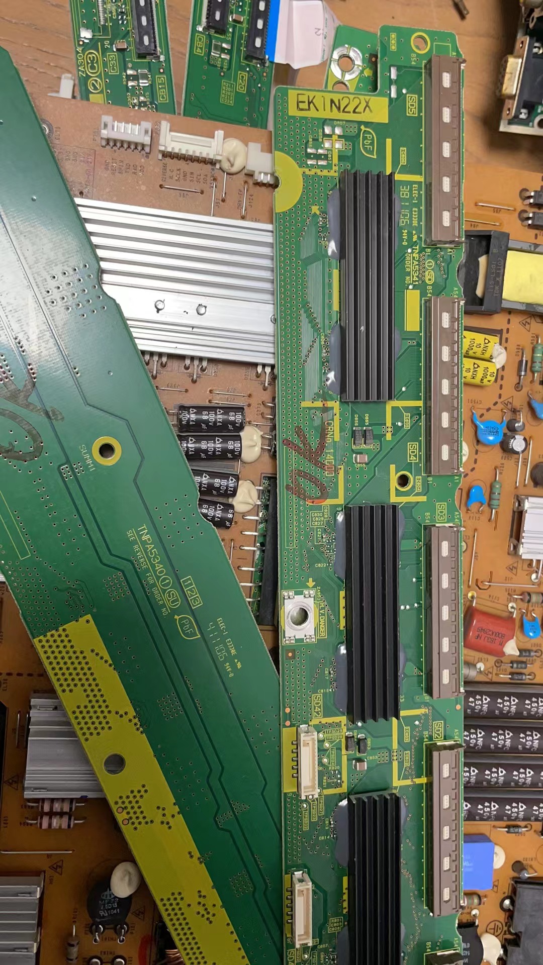 松下TH-P55GT32C TP55ST30C P55VT31C缓冲板TNPA5340 TNPA5341单