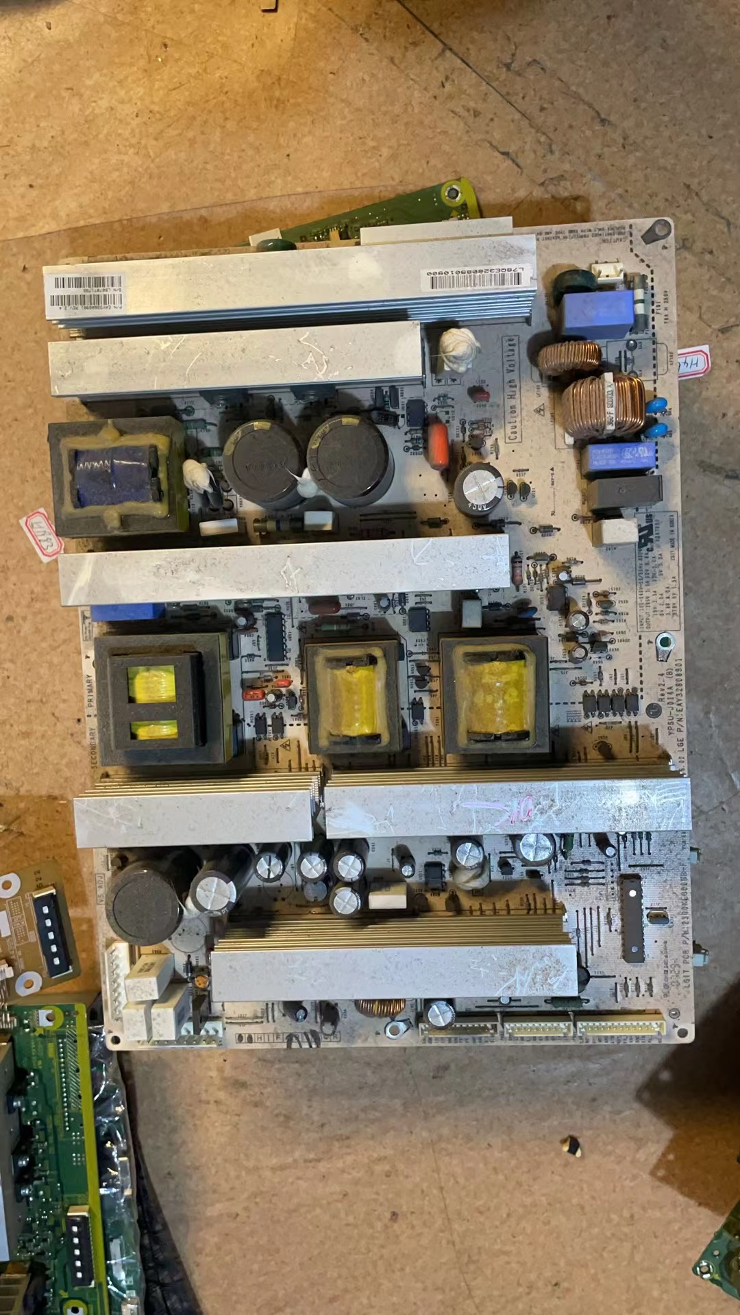 LG 42PC5RV1电源板YPSU-J014A EAY32808901 2300KEG005B-F