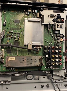 原装索尼KLD-52Z4500主板1-877-368-11屏LTY520HE06 实图测好