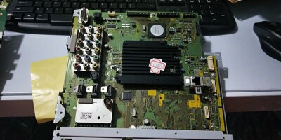 原装松下TH-P50G20C主板TNPH0845 JC屏MC127F19M13实图