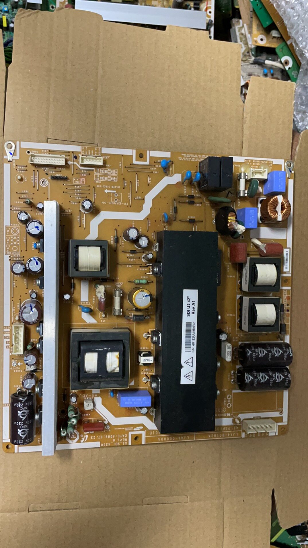 长虹PT42718NHD海信TPW42M88电源板PSPF321501B LJ44-00182A - 实物图