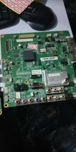 JUC7.820.00039621 原装 长虹3DTV42738X 主板 YB09测好 屏S42AX