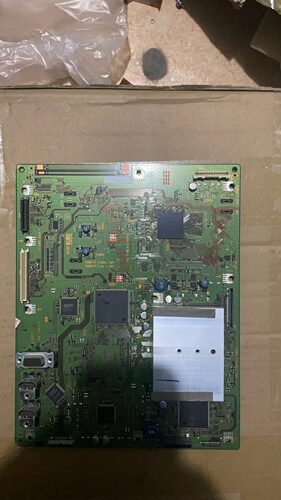 原装索尼KLV-52W300A主板 1-873-983-11 屏LTY520HB02