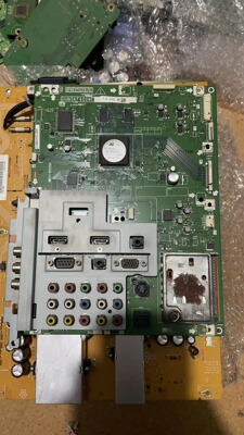 拆机夏普LCD-52E77A 主板QPWBXF400WJN2 配屏LK520D3GA30T