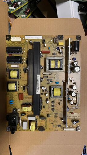 长虹3D51C2080电源板R-HS250B-5HF01/5HF02 XR7.820.192V1.5/V1.6