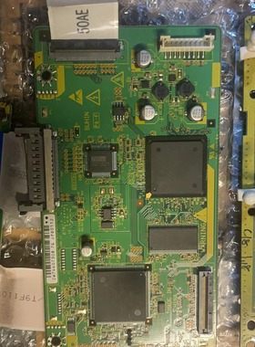 原装日立P50A101CK P50A101C逻辑板JP60112 JA09582屏线20一根