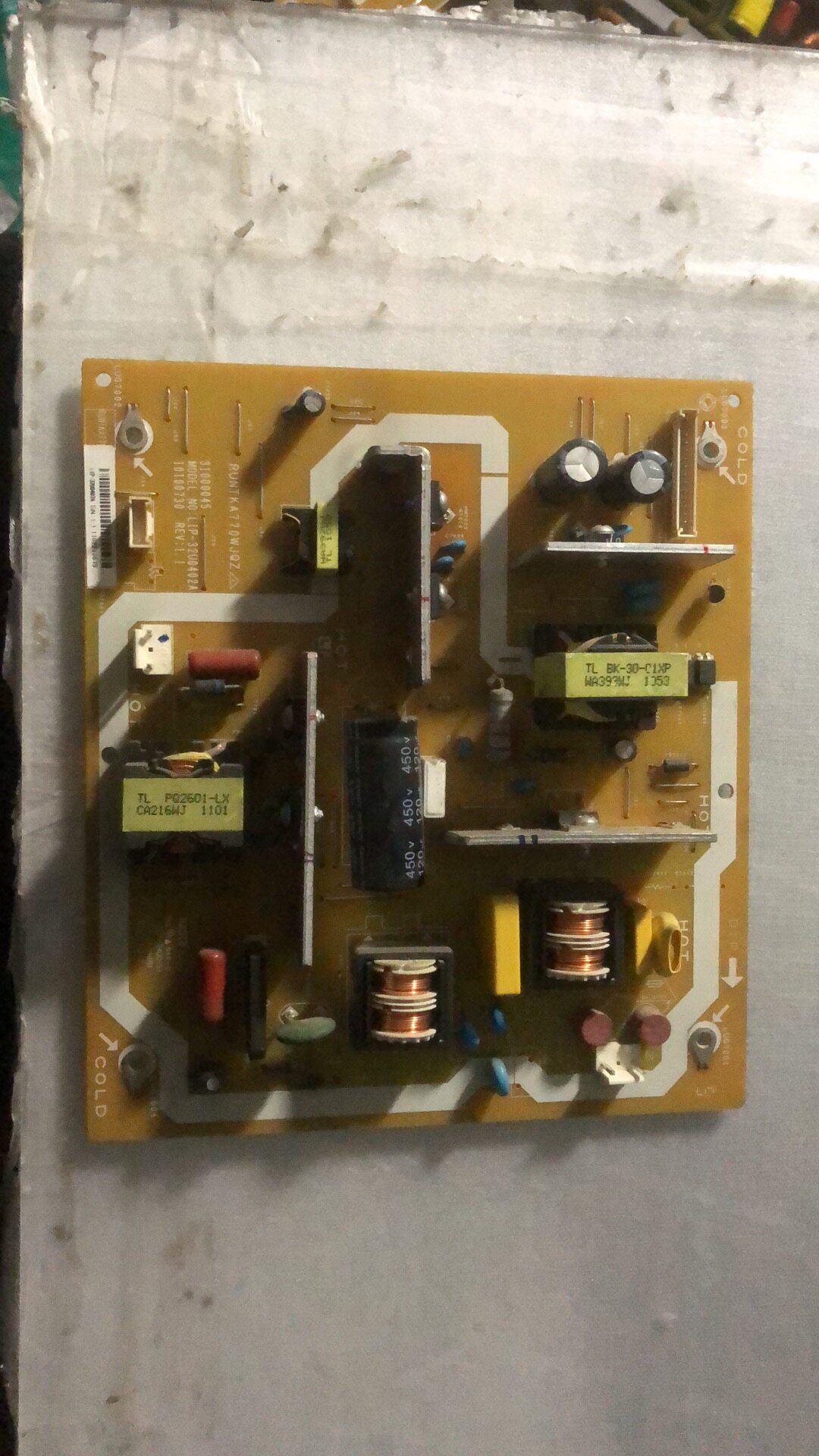 夏普LCD-32L120A电源板LIP-32U0402A 31000045 RUNTKA770WJQZ