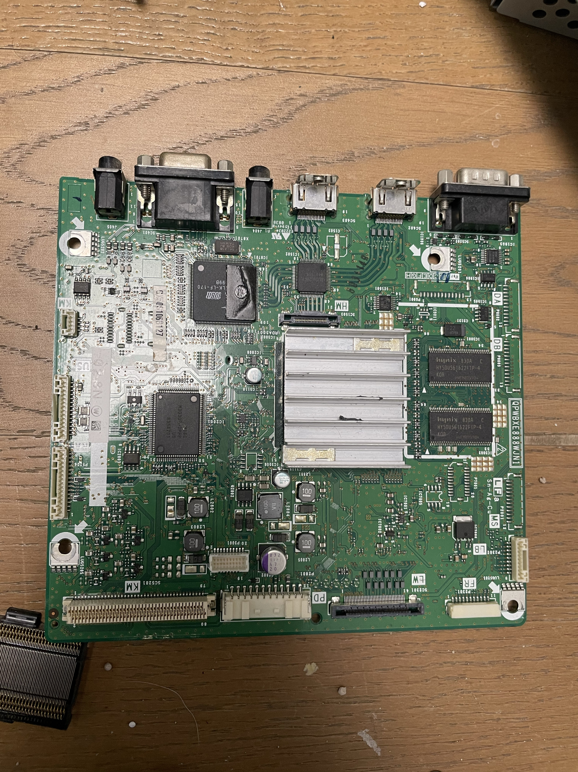 LCD-42/52/46GX50A主板QPWBXE888WJN1 KE888屏LK420D3LZ7FX