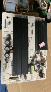 长虹3D50A3700ID Y板JUQ7.820.00053698