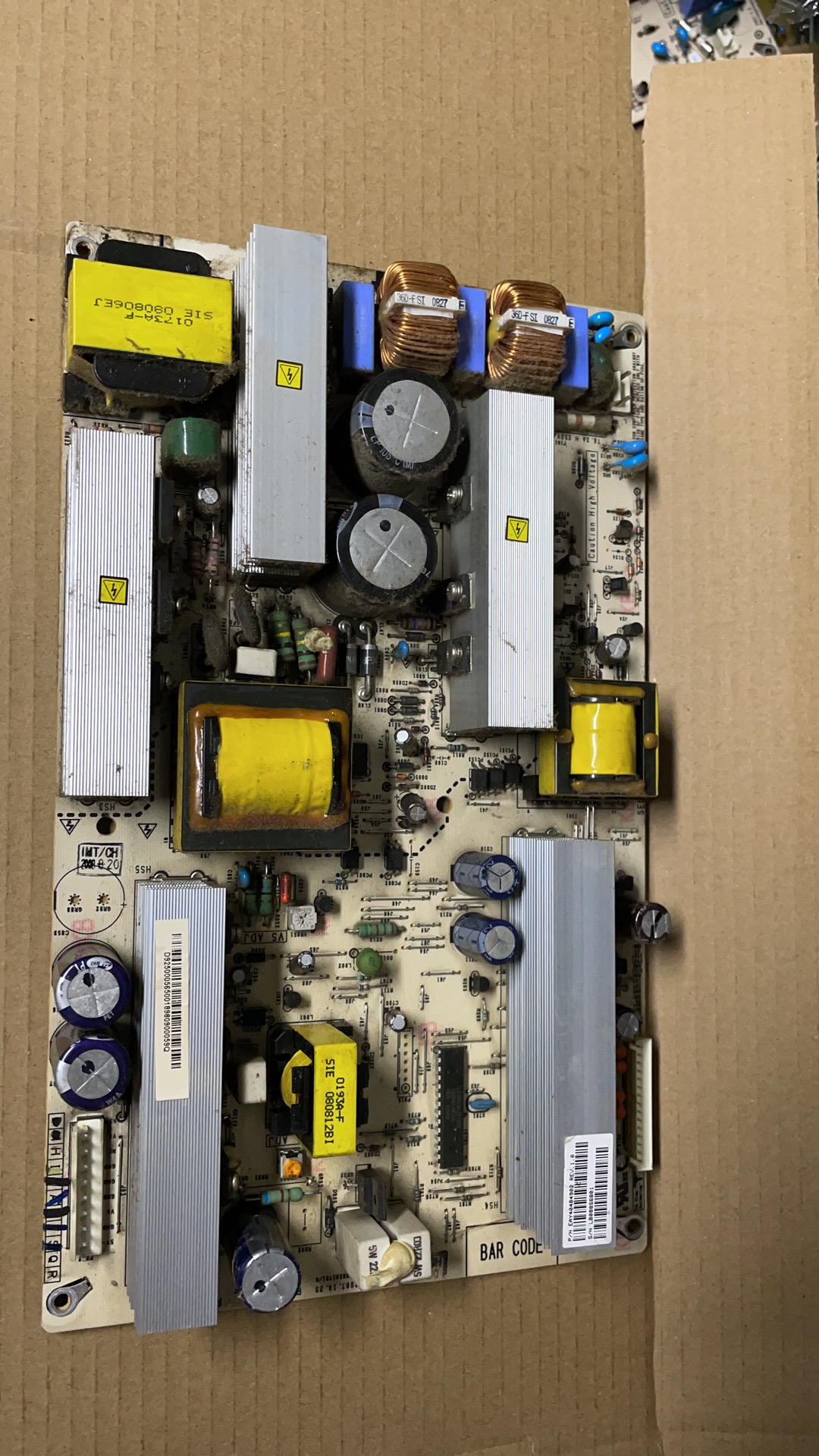 原装海信TPW3208 PT32700D电源板2300KEG026A-F 32F1 PSPU-J706A