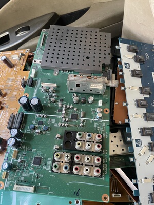 东芝26A3000C 32A3000X 37A3000C 42A3000C主板V28A000387A1