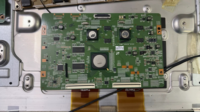 三星UA46C7000WF逻辑板2010-R240S-MB4-1.0屏LTF460HQ02测好