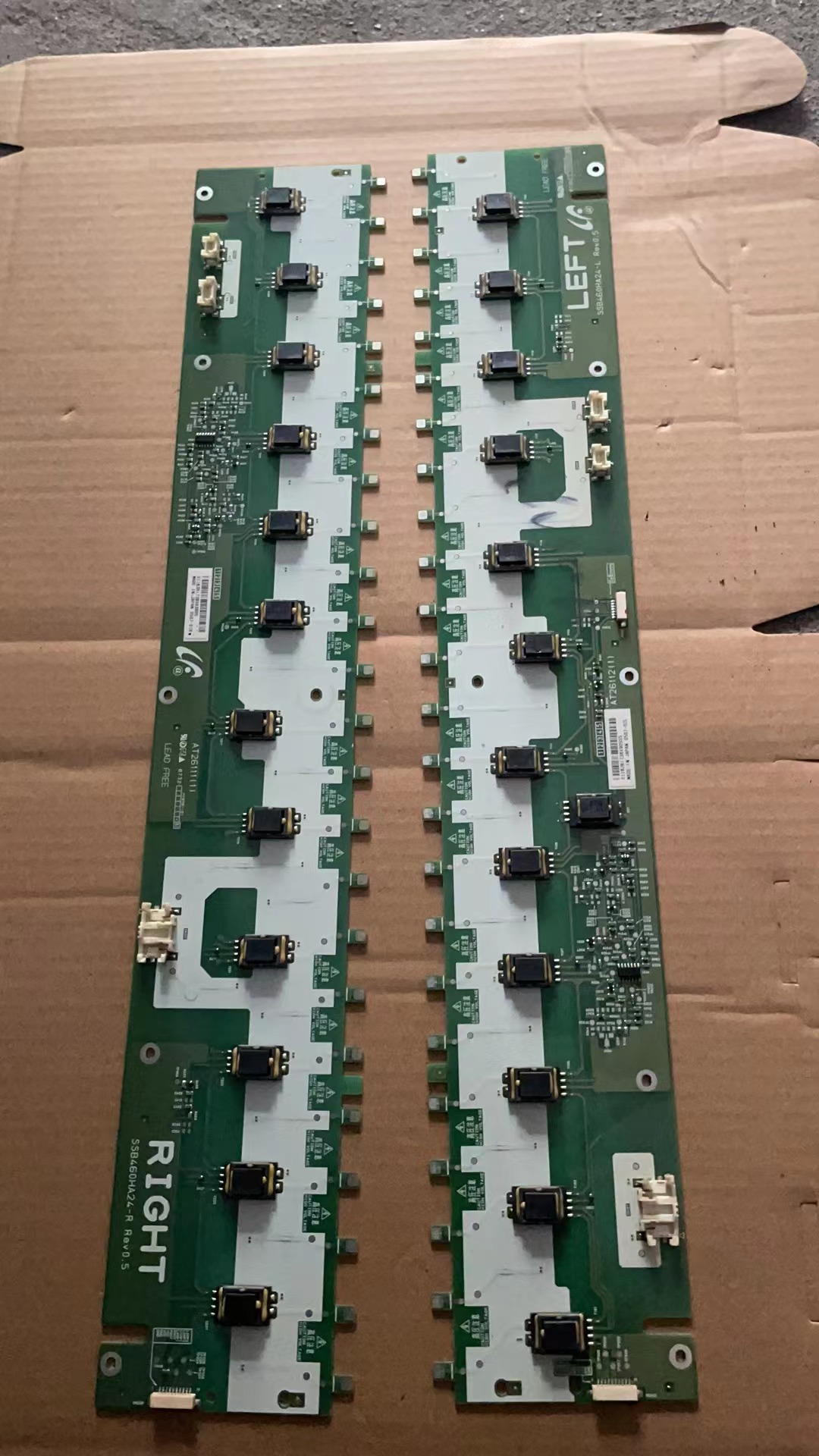 索尼KLV-46V380A/46W300A高压板SSB460HA24-R/L AT26111