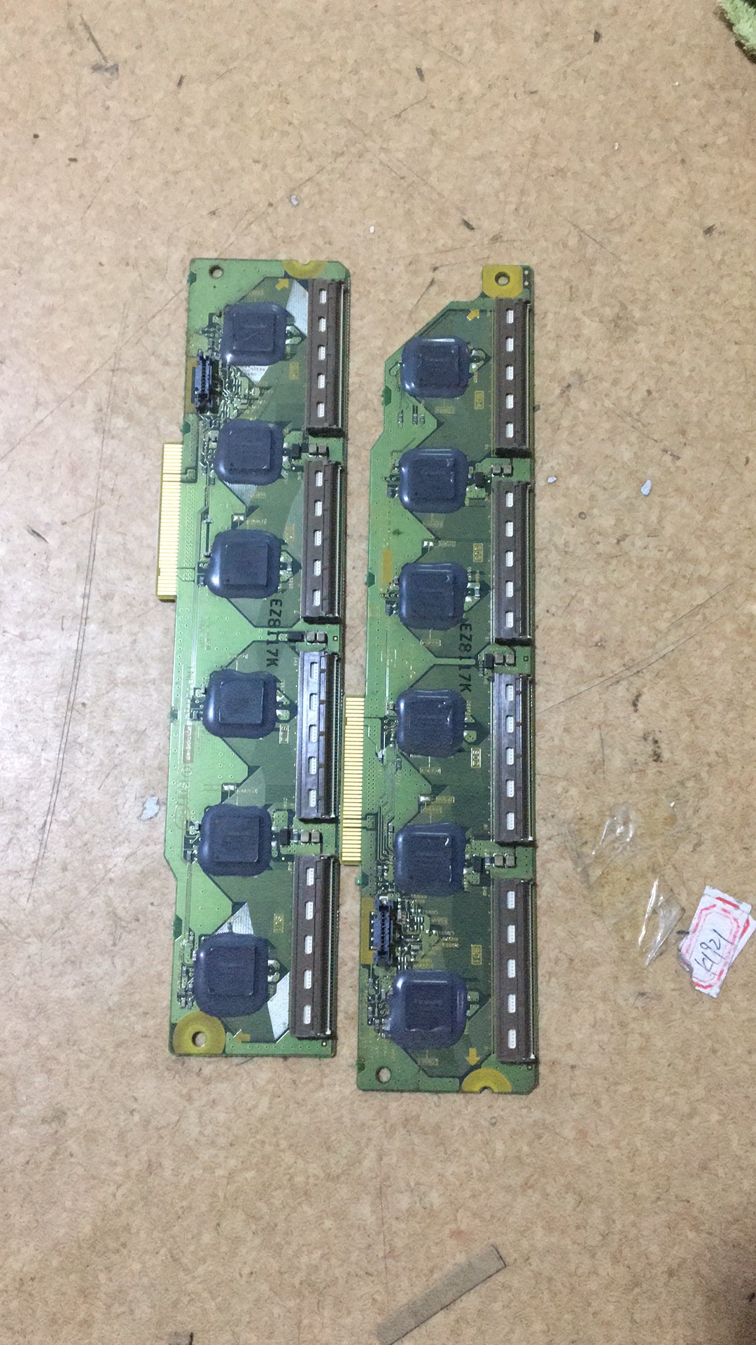 原装松下 TH-42PV70C 缓冲板TNPA4184 TNPA4185 一对价测试好现