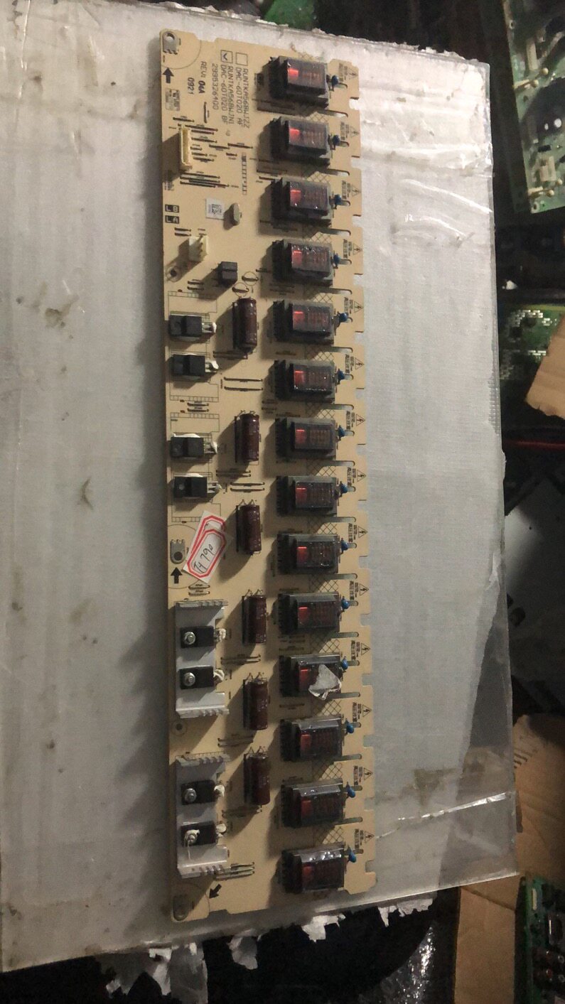 夏普 LCD-40Z660A 40E66A RUNTKA568WJN1 DAC-60T020 BF