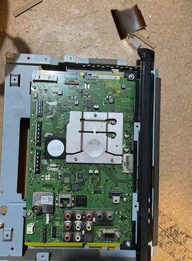 松下TH-P42U30C 主板 TNPH0961 CA屏 MC106FU1400实物图