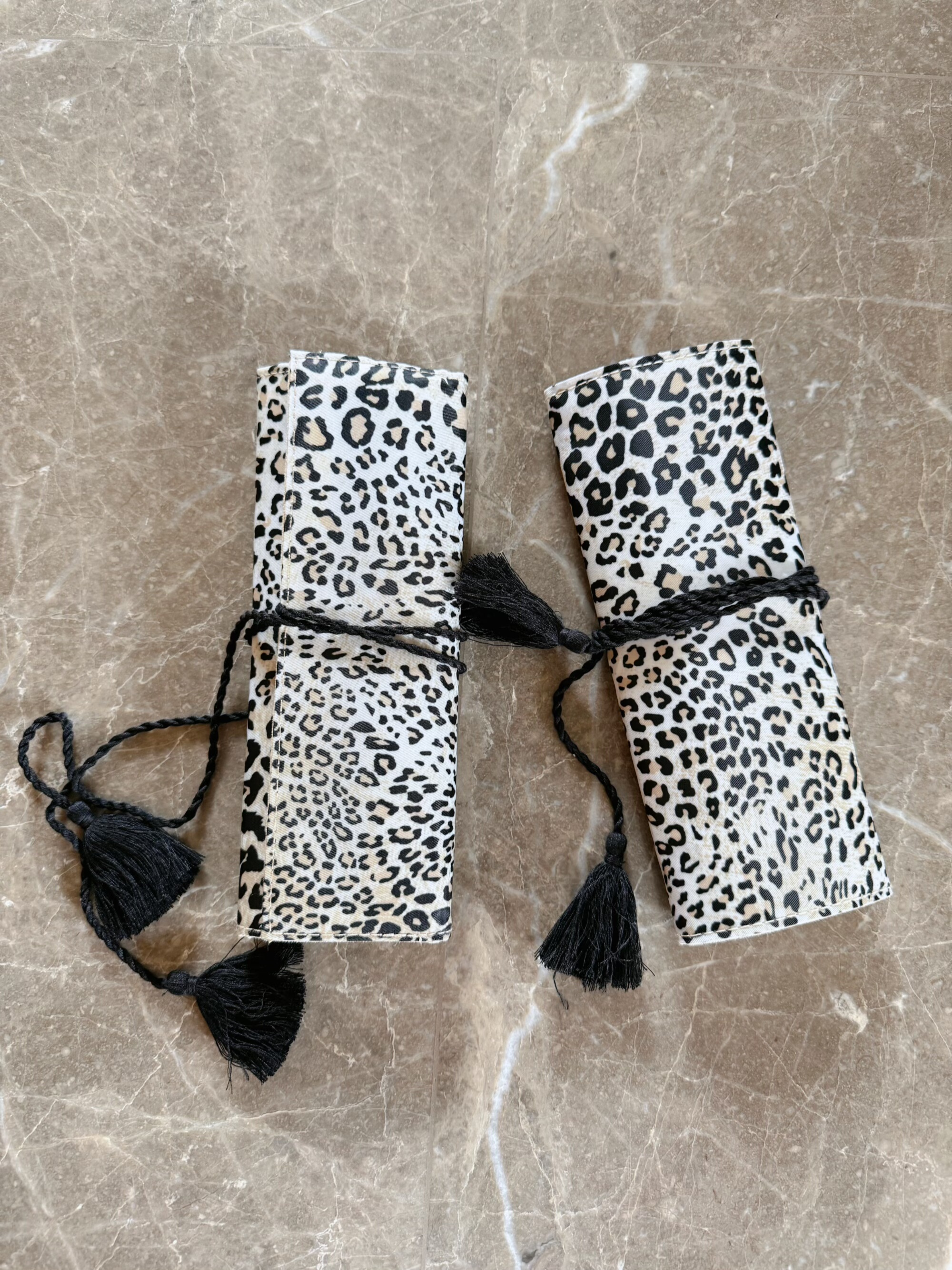 日单小众复古豹纹饰品折叠收纳包 首饰包 方便携带