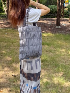 清仓 吸扣款 出口日本 微闪尼龙丝棉褶皱单肩包tote